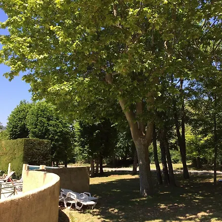 アパート A Beautiful 2 Persons In A Chateau With Swimming Pool